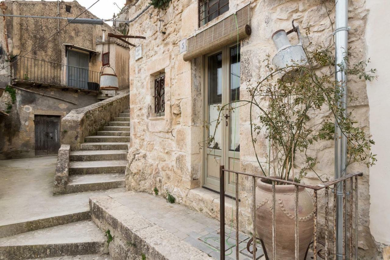 شقة Casa Petra By Wonderful Italy موديكا المظهر الخارجي الصورة