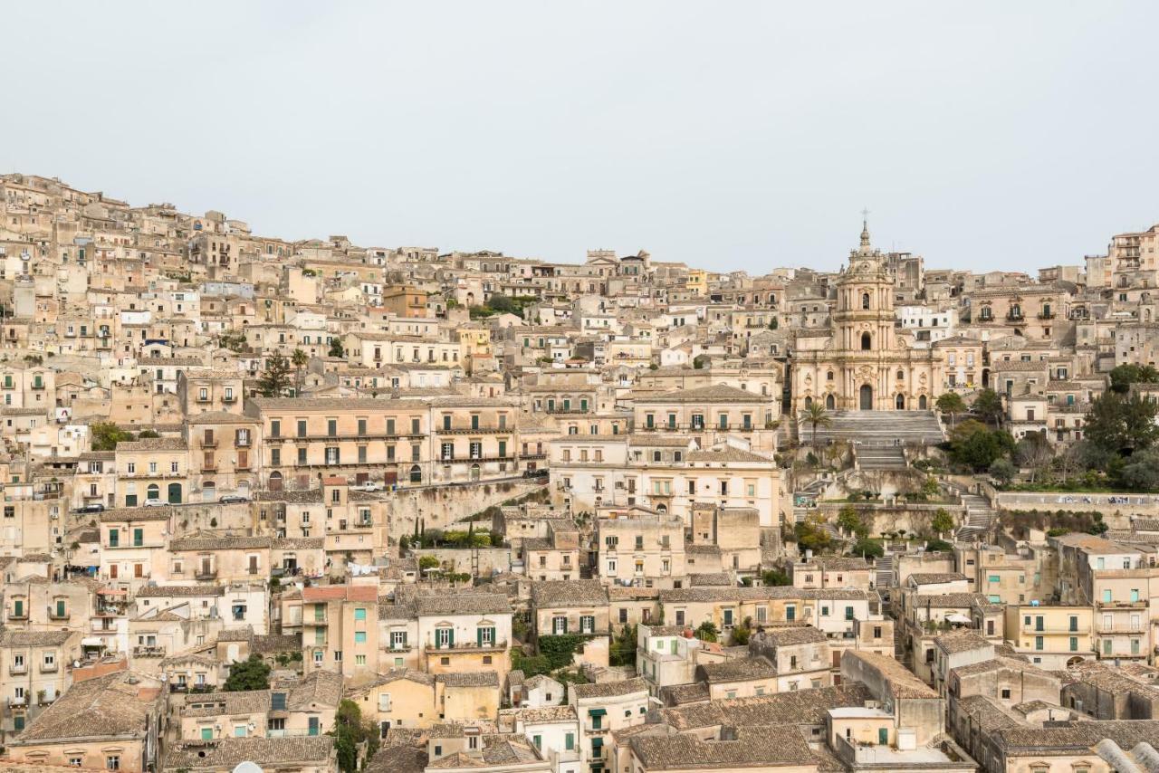 شقة Casa Petra By Wonderful Italy موديكا المظهر الخارجي الصورة